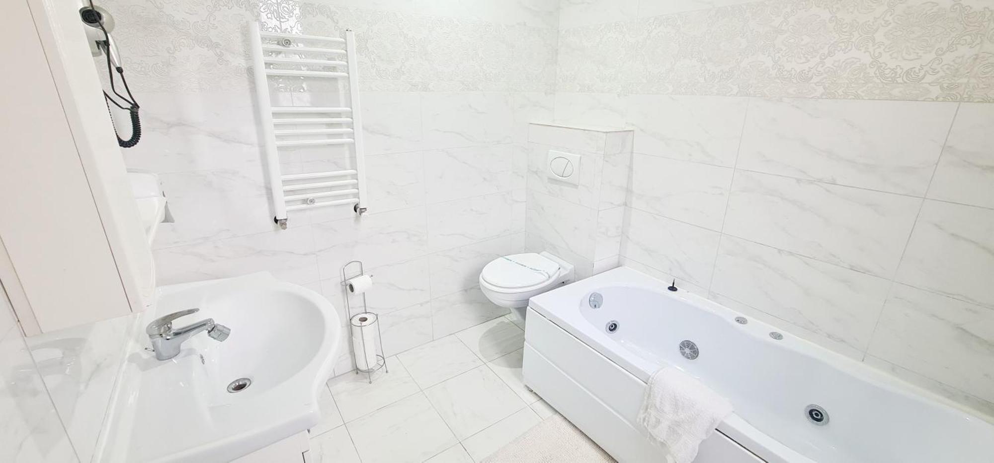 Pensiunea Red Rose Apartments Timişoara Exteriör bild