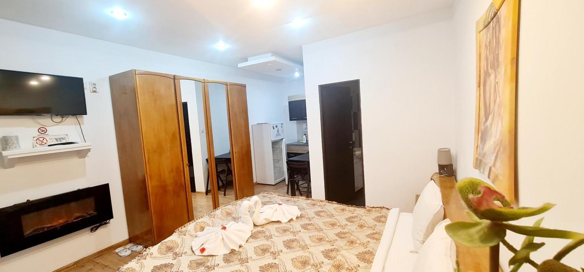Pensiunea Red Rose Apartments Timişoara Exteriör bild